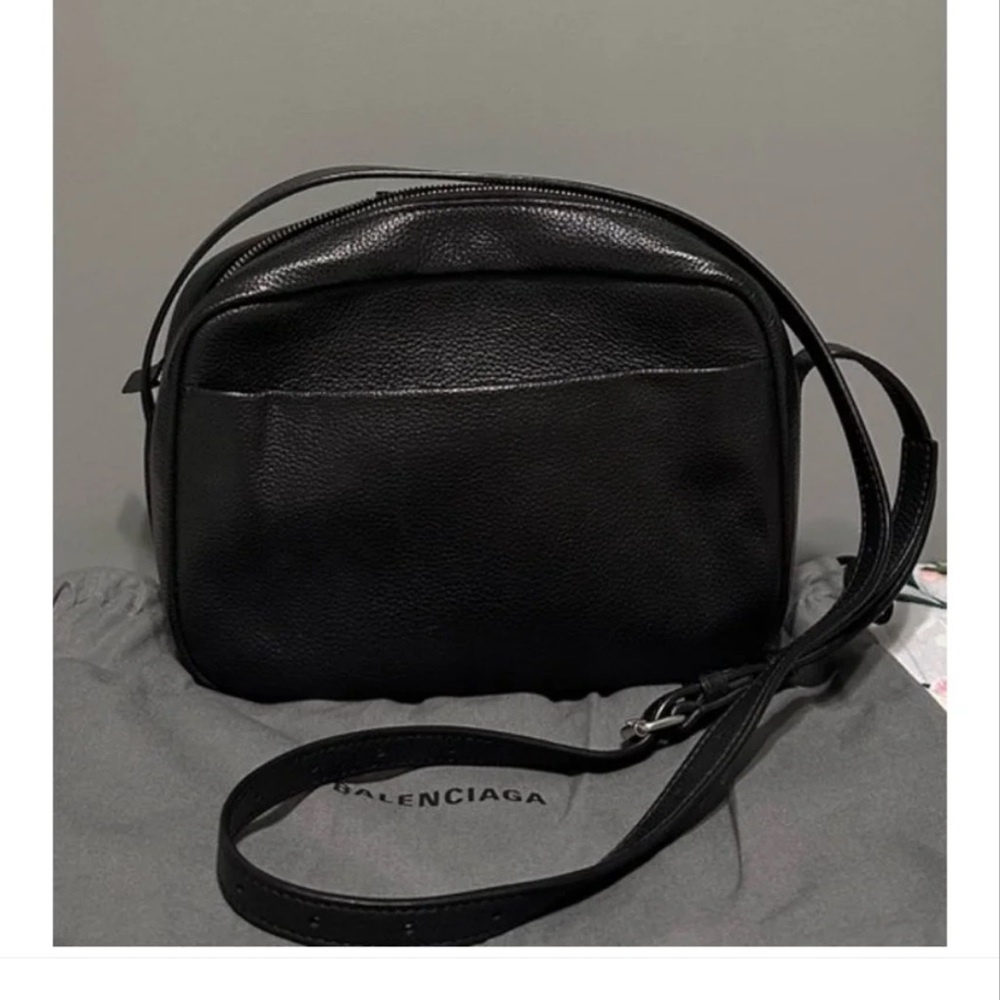 Balenciaga Black Leather Shoulder Bag - Picture 3 of 3